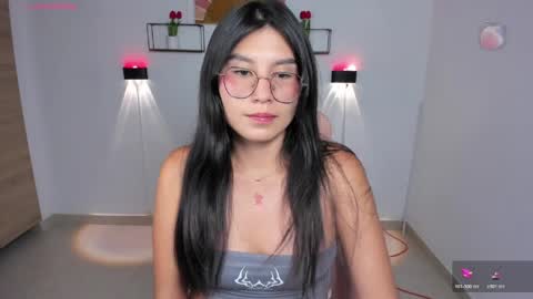 Emi online show from April 8, 10:45 pm