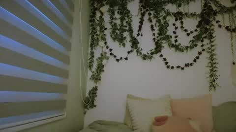 Emily Alexa online show from June 7, 10:11 am
