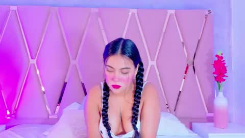 Emily online show from May 27, 12:32 am