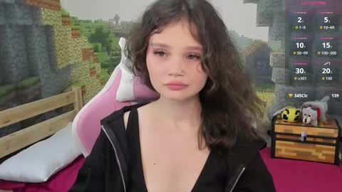 Emilyhaves online show from October 31, 6:45 pm