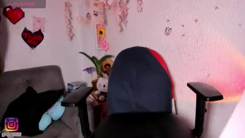 Emily online show from May 23, 6:34 am