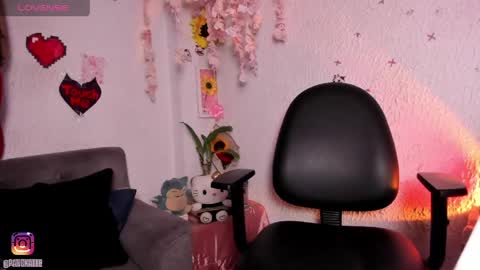 Emily online show from May 3, 2:15 am
