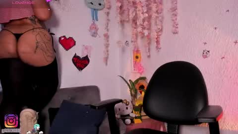 Emily online show from May 10, 7:10 am