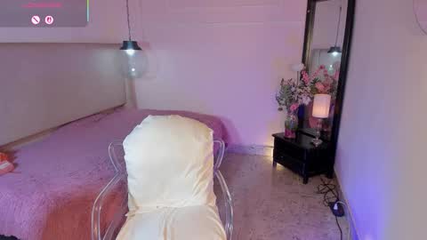 EMILY online show from February 23, 8:52 pm