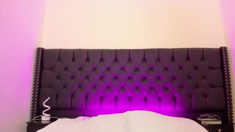 Emily online show from December 17, 5:00 am