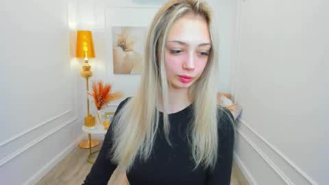 Emily online show from March 29, 7:35 pm