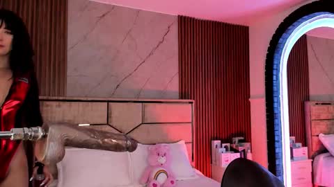 Snapshot of emilyhendrix_ chatting on October 7, 8:24 pm Emily Hendrix online show from October 7, 8:24 pm