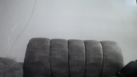 Emilyhines online show from May 15, 11:29 pm