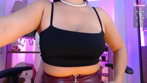 Emily online show from October 14, 11:46 am