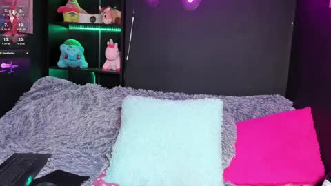 Snapshot of emilyjhonson_1 chatting on January 9, 4:49 pm Emily Jhonson online show from January 9, 4:49 pm
