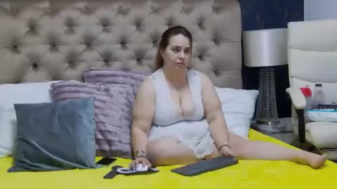 Emily online show from February 2, 5:06 am