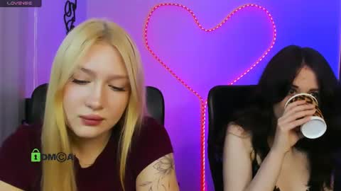 Emma online show from July 28, 7:39 pm