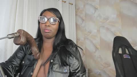 emilyrojas online show from January 16, 4:14 pm