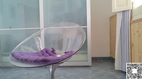 Snapshot of emilyweed chatting on February 13, 10:23 am Emily ----  online show from February 13, 10:23 am