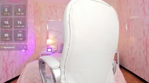 Emily  2200 - 600GMT-5 online show from September 12, 5:52 am