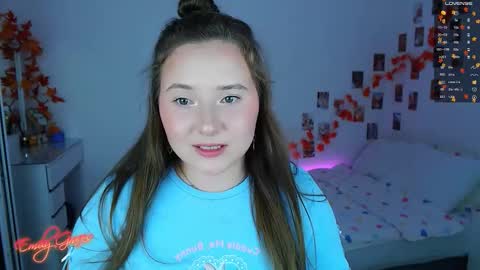 Snapshot of emilyxgrasez chatting on October 10, 8:36 pm Emily online show from October 10, 8:36 pm