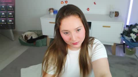 Snapshot of emilyxgrasez chatting on February 8, 10:51 pm Emily online show from February 8, 10:51 pm