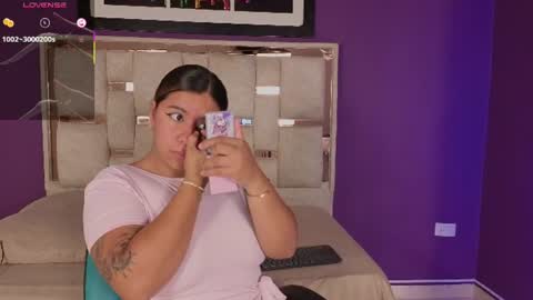 emilyy_cooperr online show from June 29, 12:16 pm