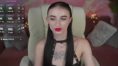 emilyymoon online show from July 28, 3:21 pm