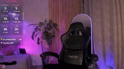   online show from November 22, 11:29 pm