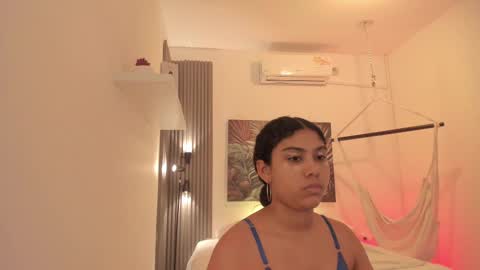 Alice online show from November 18, 12:06 pm