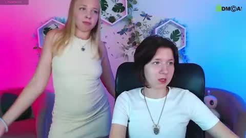 your Emma online show from August 3, 9:09 pm