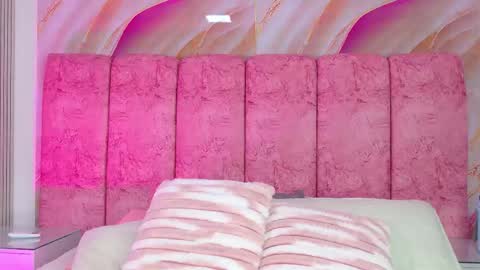 Emma online show from February 20, 3:27 am