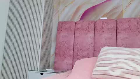 Emma online show from April 17, 3:08 am