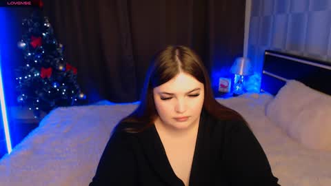 Snapshot of emma_dorn chatting on January 26, 8:23 pm Eva online show from January 26, 8:23 pm