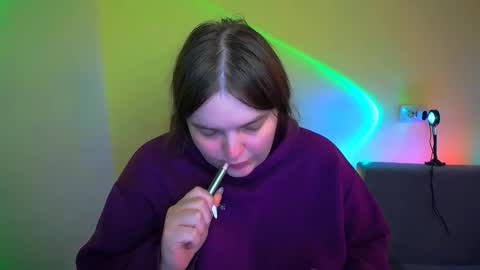 Snapshot of emma_dorn chatting on September 30, 7:14 am Eva online show from September 30, 7:14 am