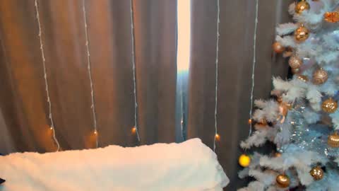 Snapshot of emma_dorn chatting on January 4, 6:52 am Eva online show from January 4, 6:52 am
