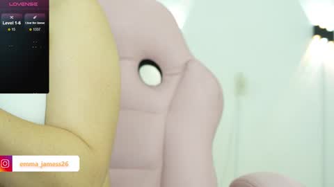 emma_jamess online show from March 26, 3:52 am