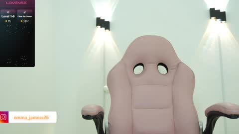 emma_jamess online show from May 14, 3:45 am