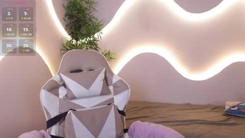 Emma online show from December 15, 5:12 am