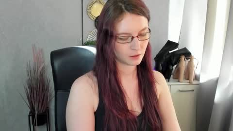 emma online show from June 4, 2:43 pm