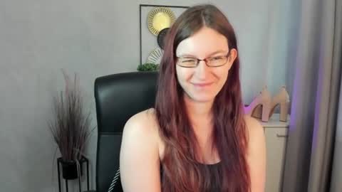 emma online show from July 7, 6:38 am