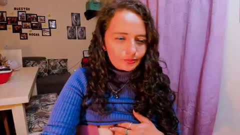  emma luxy online show from February 7, 5:11 am