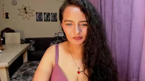  emma luxy online show from May 19, 3:57 am