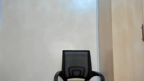 emma_remi online show from February 2, 4:54 pm