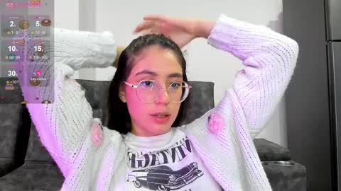Snapshot of emma_sandovaal chatting on January 10, 12:38 am Emma online show from January 10, 12:38 am