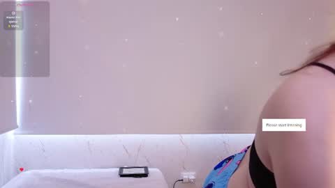 emma_wattsoon online show from June 12, 8:17 pm