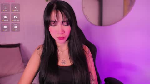 emma_woods__ online show from January 7, 11:48 am