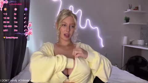 emmaandjake online show from July 9, 11:01 am