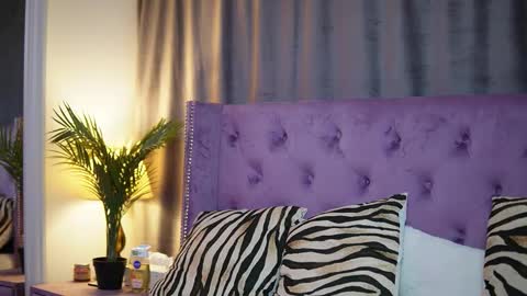  Emma  online show from November 4, 12:26 am