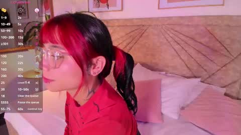           online show from June 24, 11:42 am