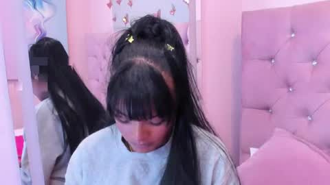 emmaebony_ online show from July 28, 8:52 pm