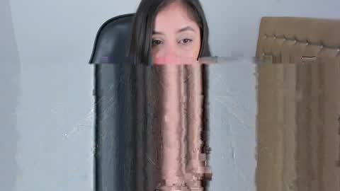 Jennifer online show from March 30, 11:48 pm