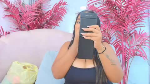 Emma online show from April 7, 2:57 am