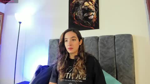 emmamiller_01 online show from January 9, 1:13 pm