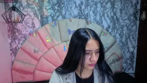    online show from May 3, 11:13 am